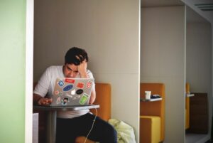 Read more about the article 10 Budgeting Mistakes That Are Keeping You in Debt