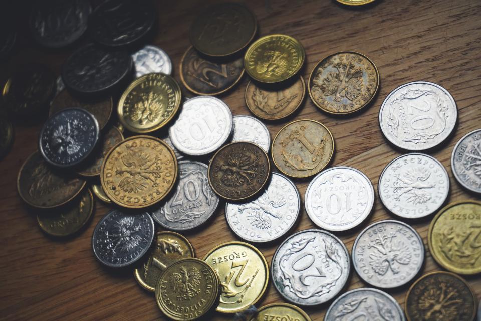 You are currently viewing 175 Ways to Start Living Cheap and Save Money You’ll Wish You Knew Sooner