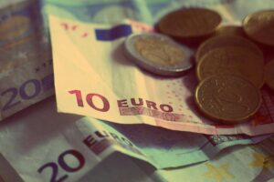 Read more about the article 9 Proven Debt Avalanche Method Steps That Actually Work