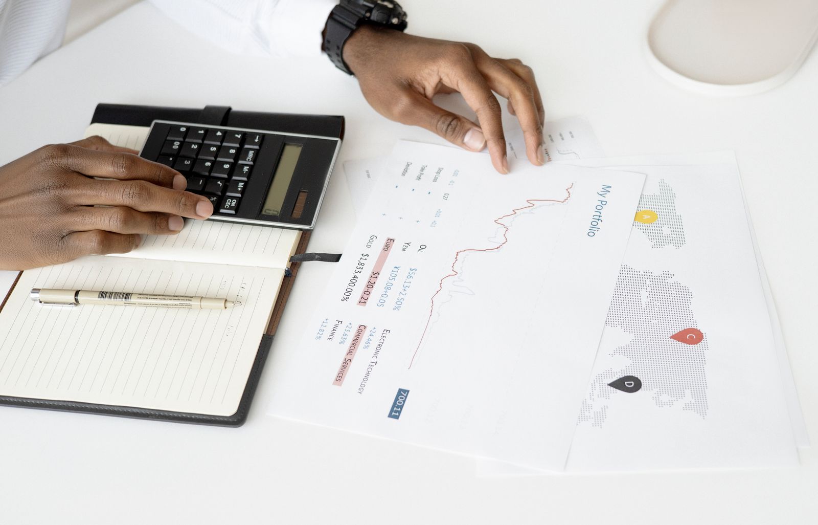 You are currently viewing 15 Debt Consolidation Tips Before You Sign Anything
