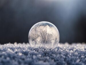 Read more about the article Debt Snowball Method for Beginners: 15 Tips That Actually Work