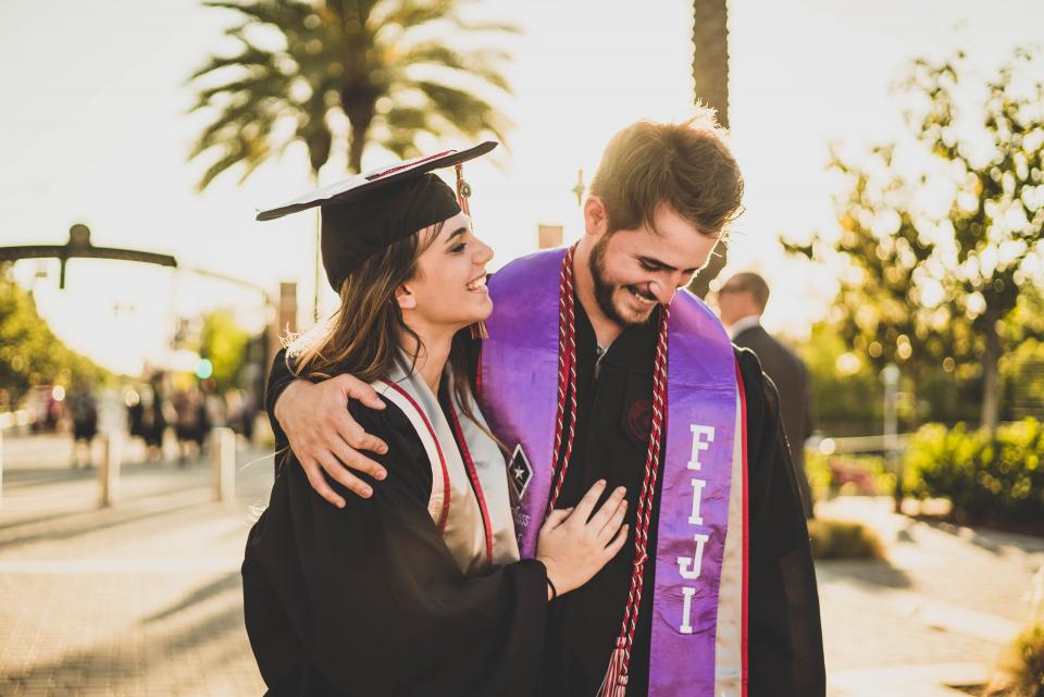 You are currently viewing How We Paid Off $100,000 of Debt in One Year