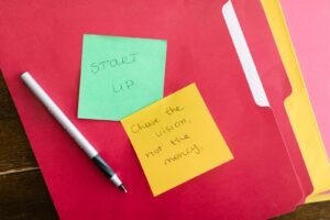 Read more about the article 100+ Money-Saving Quotes to Keep You Motivated on Your Budget