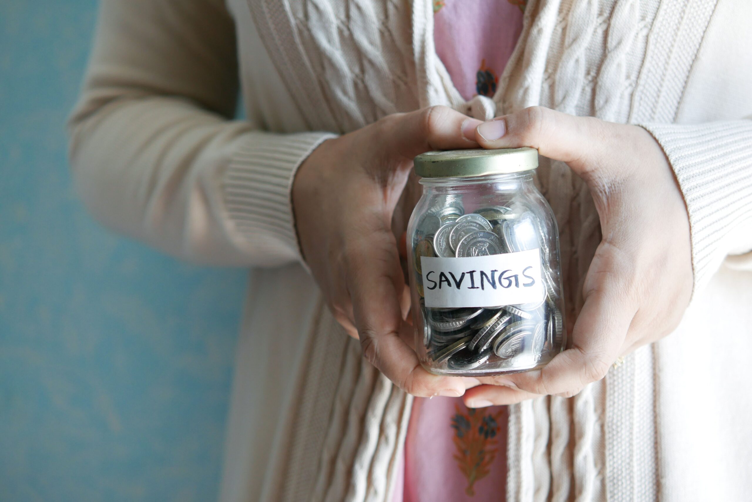 You are currently viewing Save $10,000 This Year: A Weekly Savings Plan That Actually Works