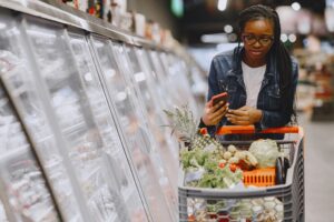 Read more about the article 9 Genius Things to Stop Buying to Save Money Fast