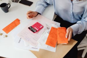 Read more about the article Unmistakable Ways to Cut Expenses and Live Cheap That Everyone Should Know