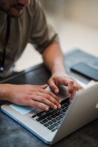 Read more about the article 10 Data Entry Remote Jobs That Pay $35 to $250 an Hour