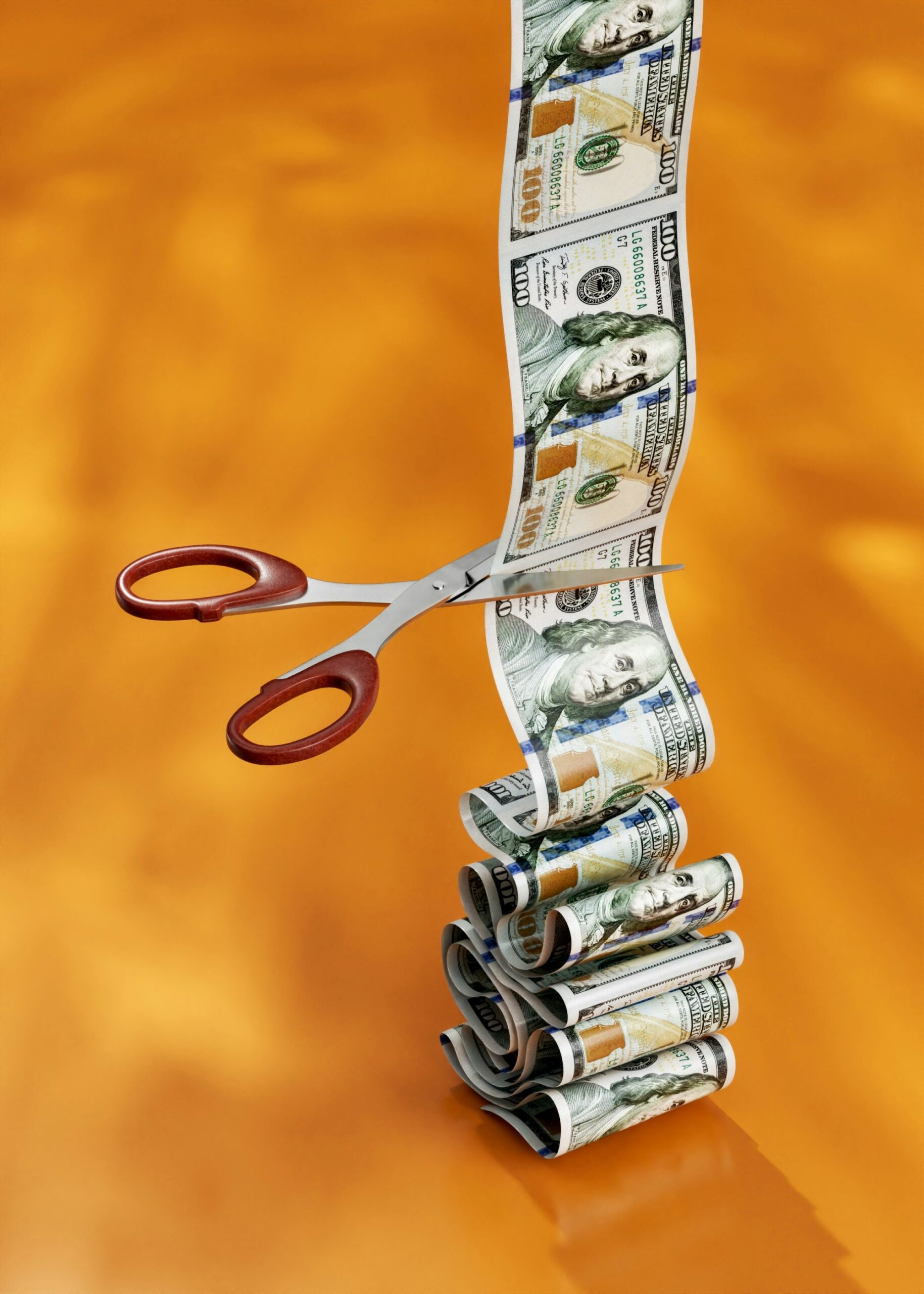 You are currently viewing 30 Ways to Cut Expenses When Money Is Tight